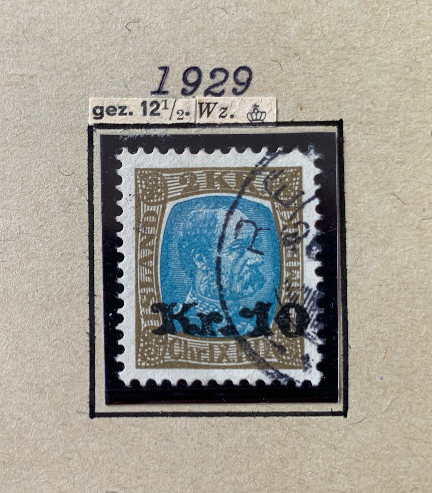 Island-Briefmarken-Sammlung auf Blättern 1873-1952