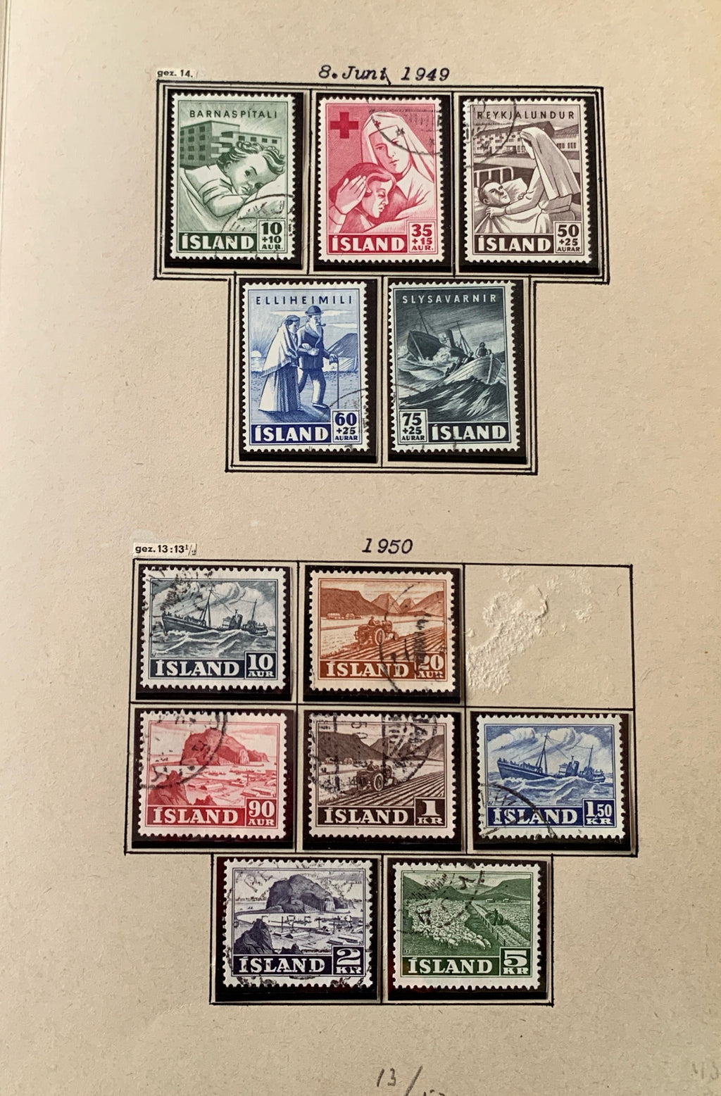 Island-Briefmarken-Sammlung auf Blättern 1873-1952