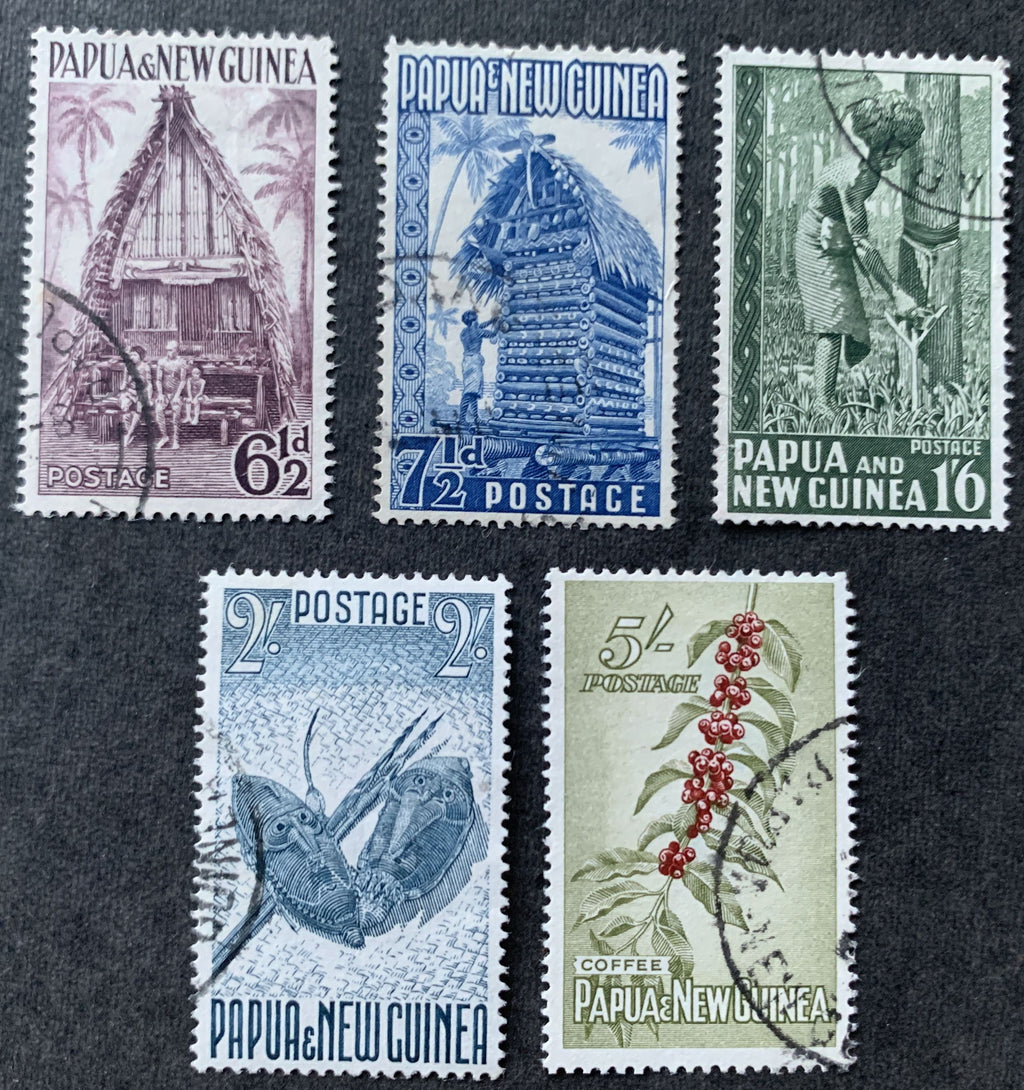 Papua Neuguinea 1952-1958 - 5 gelaufene Briefmarken - Michel Nummer 10, 12, 16, 18, 21